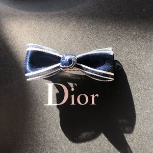 💰$8 WHEN BUNDLE💰 NWOT LUXURY HAIR CLIP